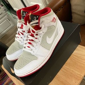 Air jordan 1 mid hare